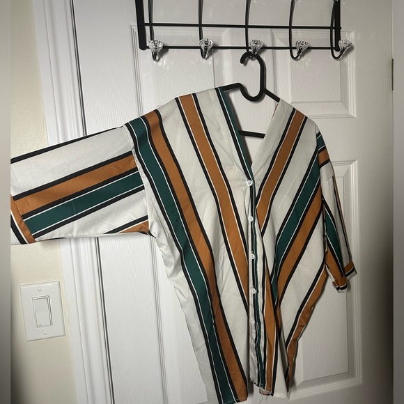 Polyblend Blouse with front and back V-neckline - Picture 4 of 4